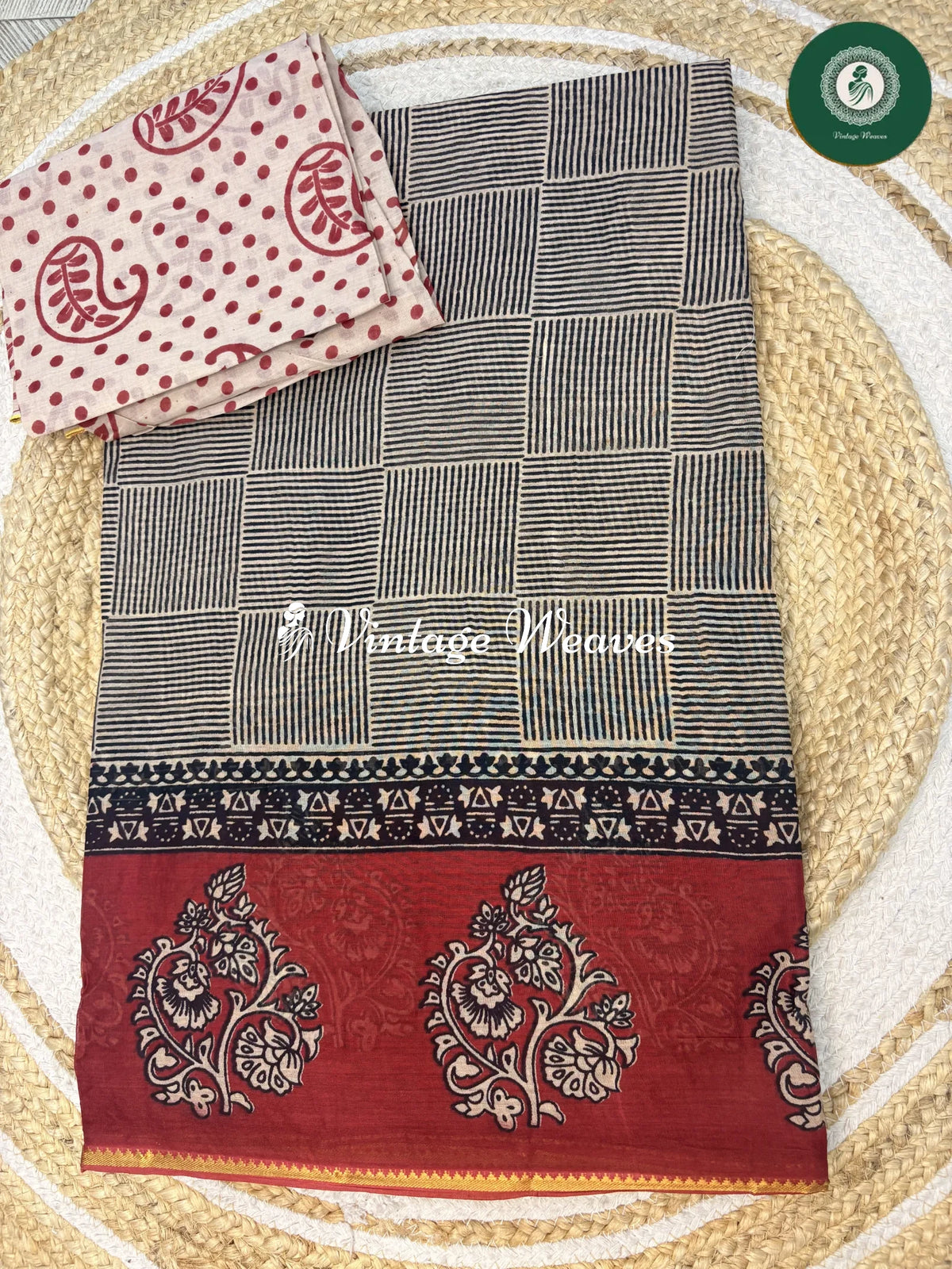 Square Printed Cotton Saree-Red