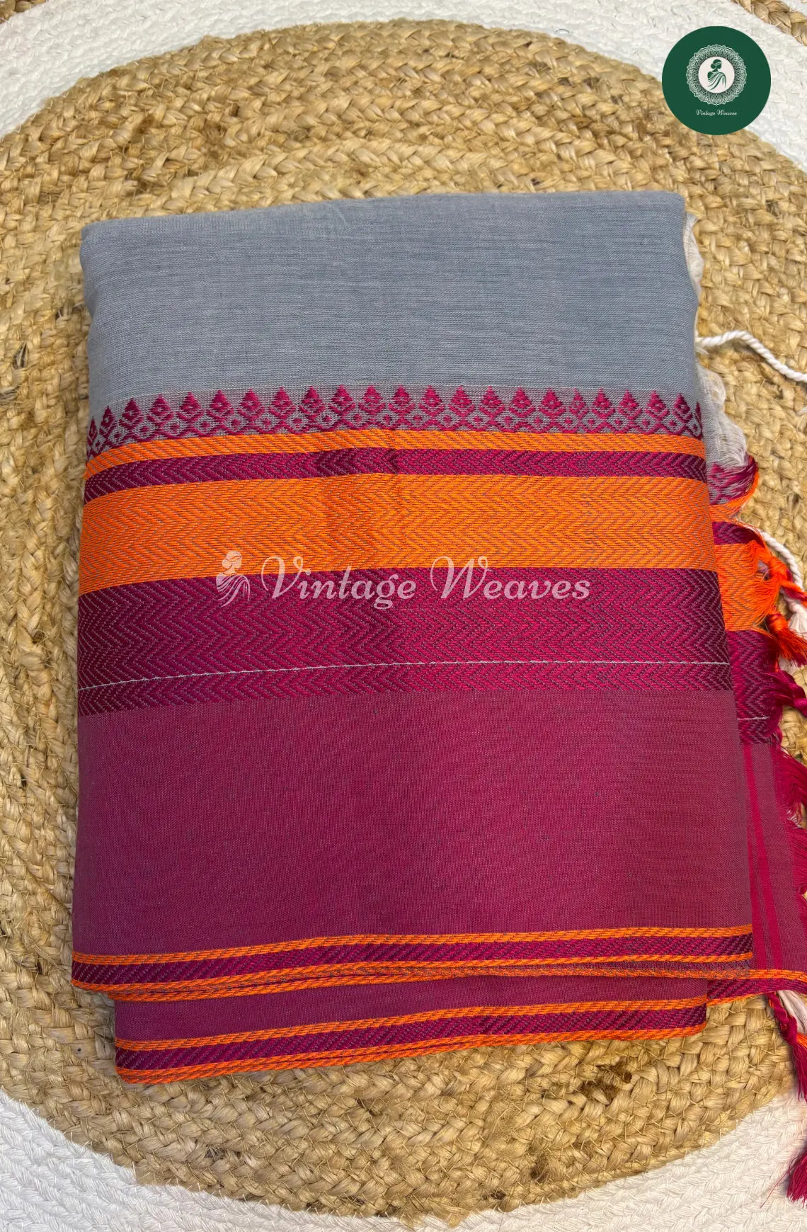 Bengal HandWoven Cotton Saree-Grey