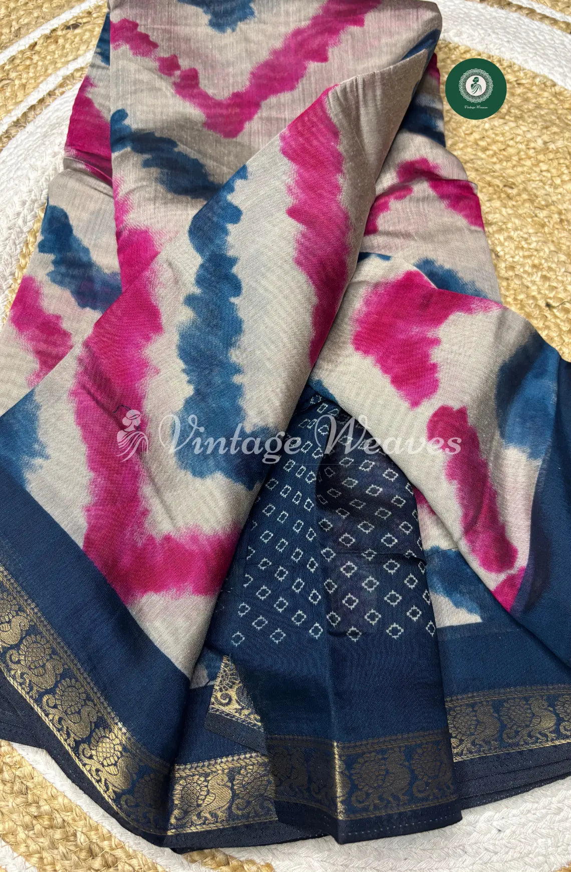 Mangalagiri Silk Saree With Peacock Design ZigZag-Blue