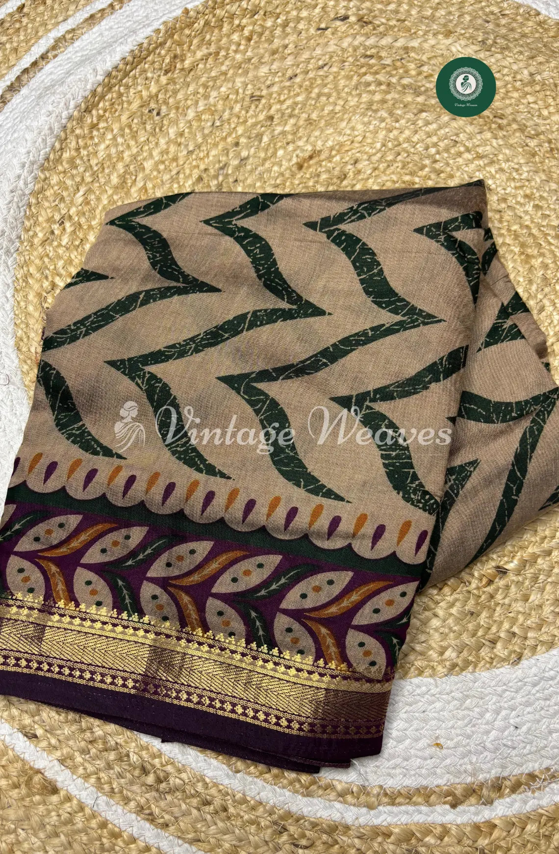 Mangalagiri Silk Saree With Zigzag Body With Zari Border-Cream