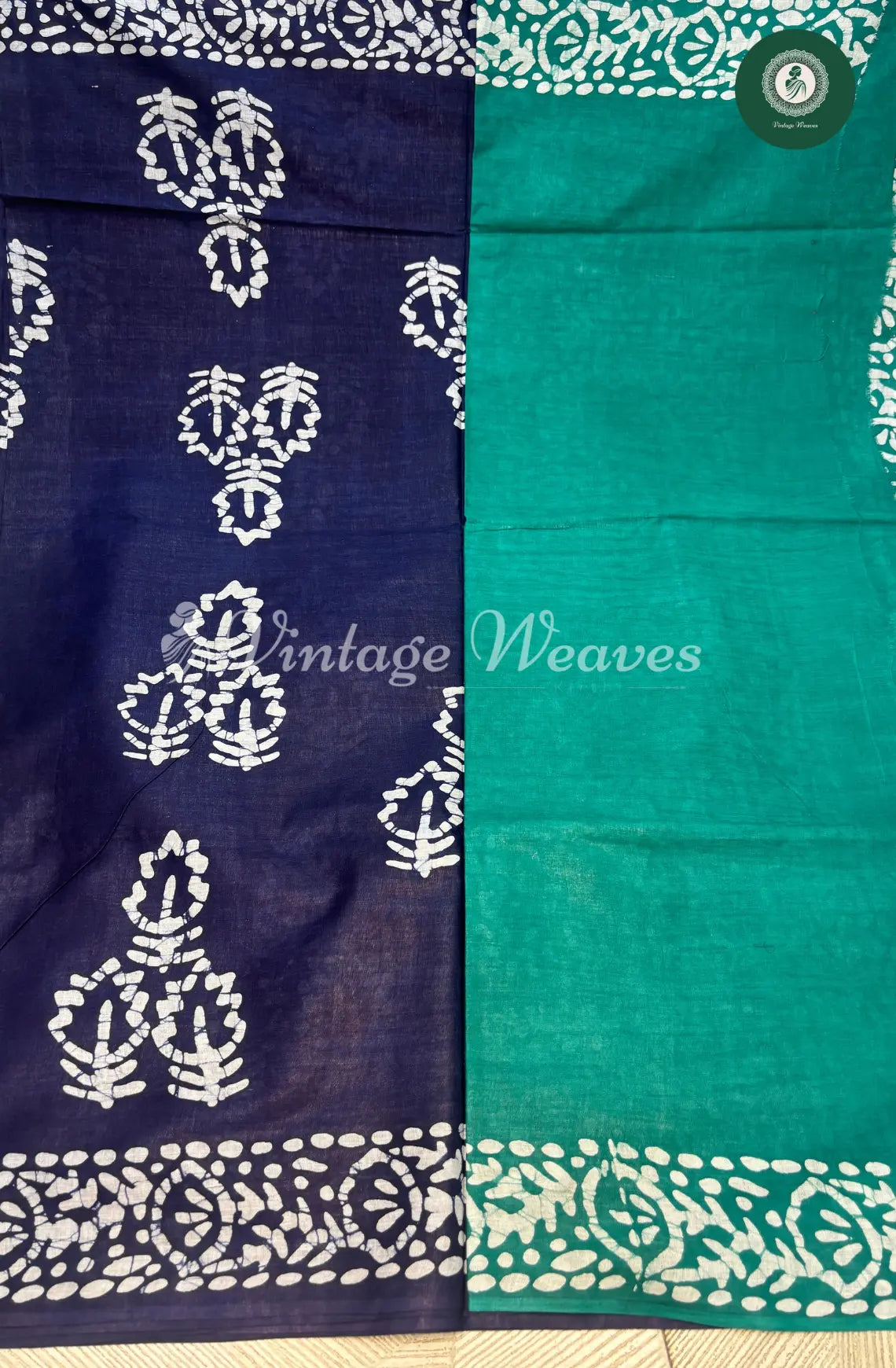 Mul Cotton Saree Batik Print ContrastPallu-Blue with Green
