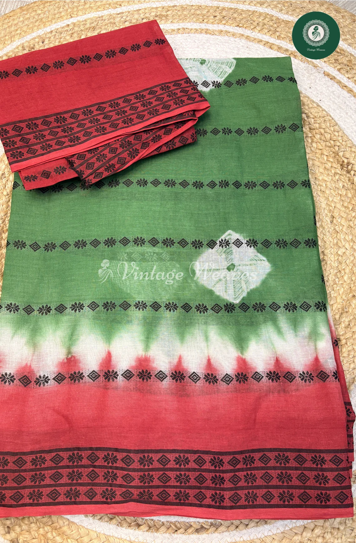 Cotton Saree With WeavingButta-GreenWithRed