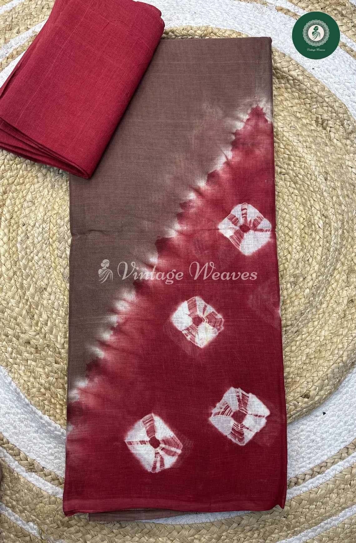 Daily Wear Cottton Saree-Red Triangle