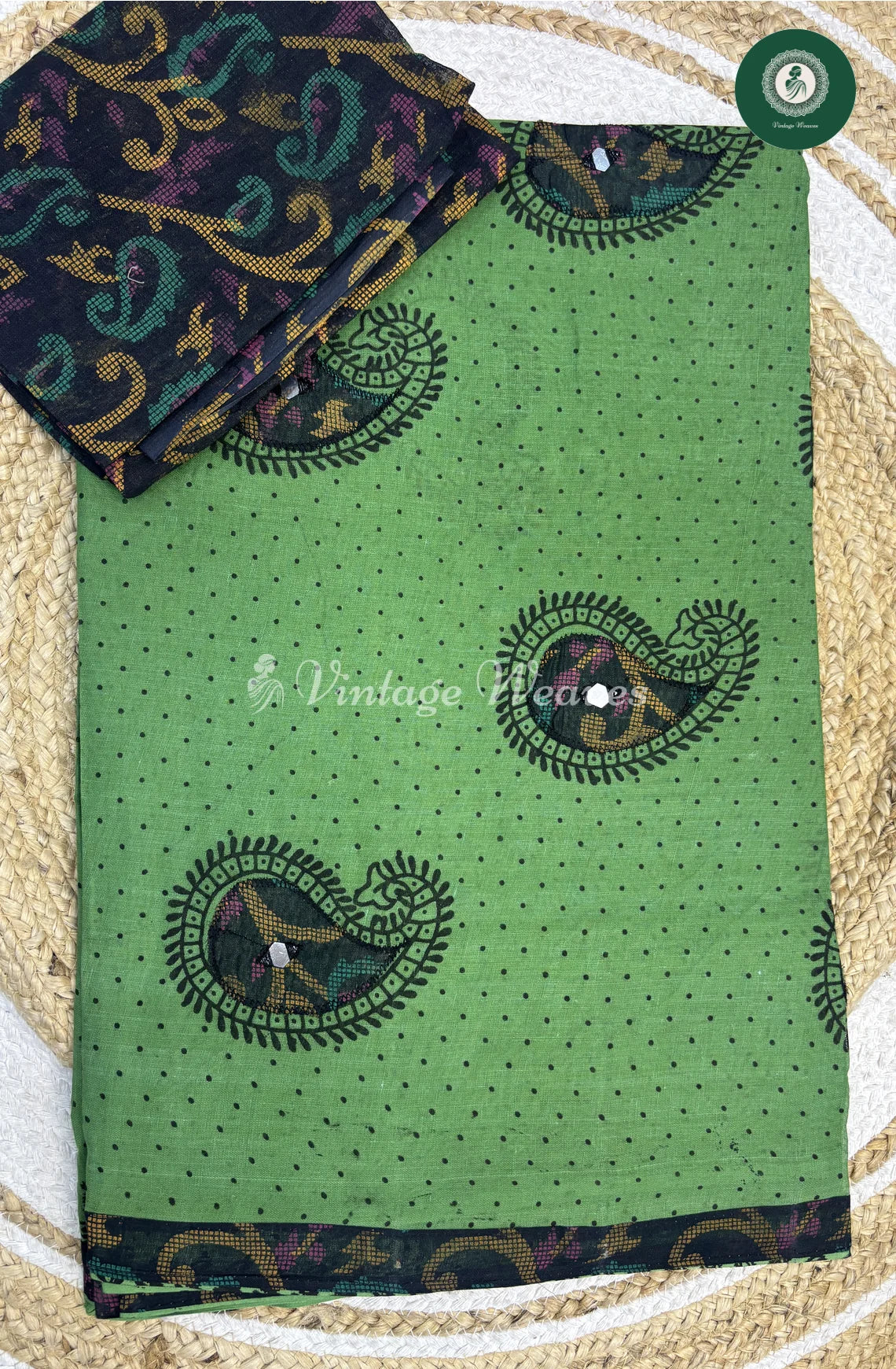 Embroidered Mango Printed Cotton Saree-Green