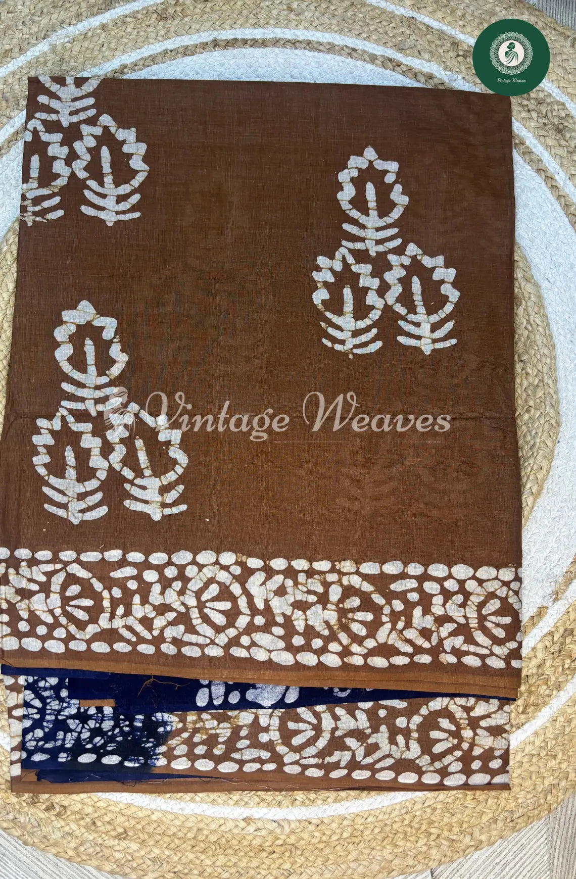 Mul Cotton Saree Batik Print ContrastPallu-BrownwithBlue