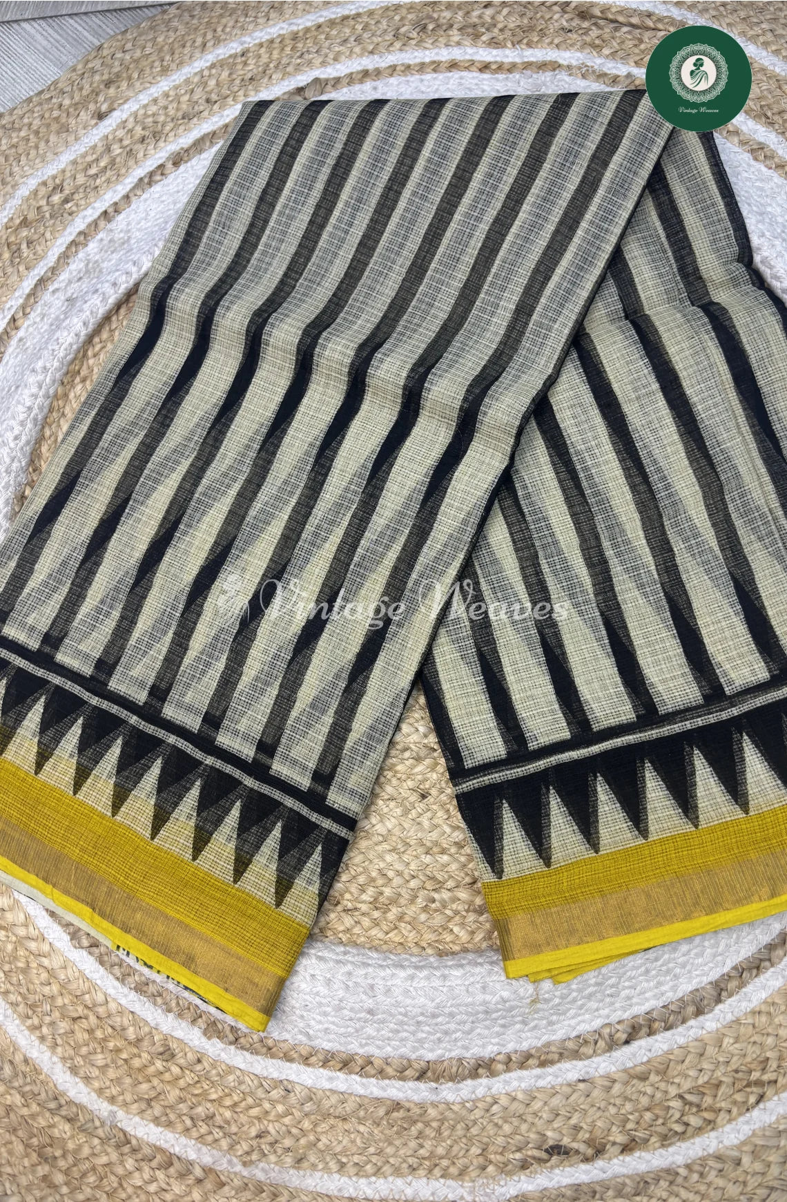 Premium Kota Cotton Saree-Lineswithtriangle