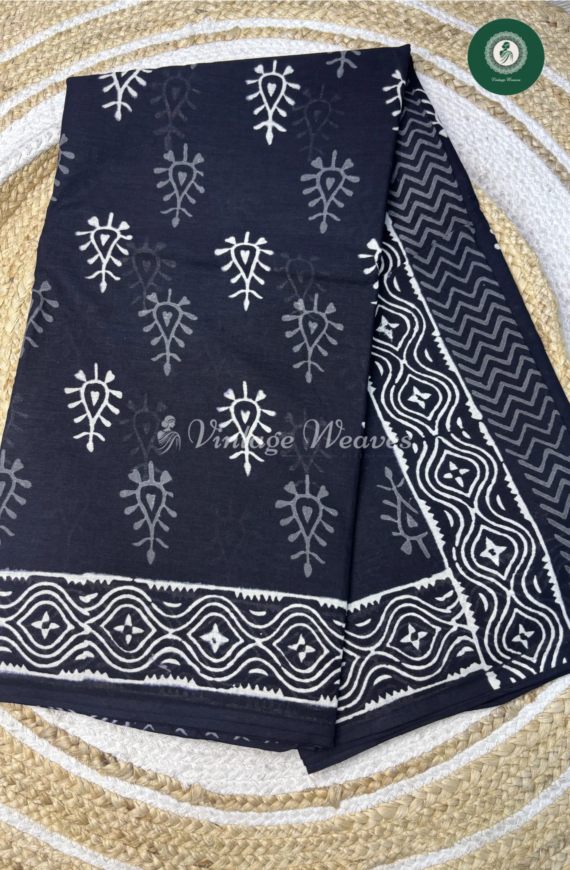 Premium MulCotton Saree-Black1