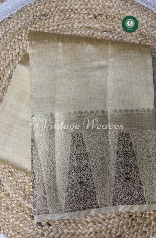 Soft And Shiny Tusser Silk Saree-Cream