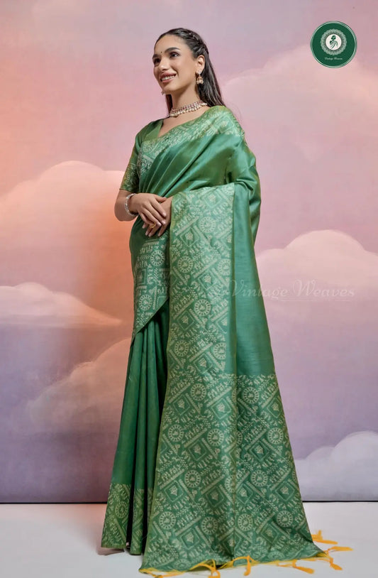 Soft Banglori Handloom Raw Silk Saree with Warli Weaving - Green