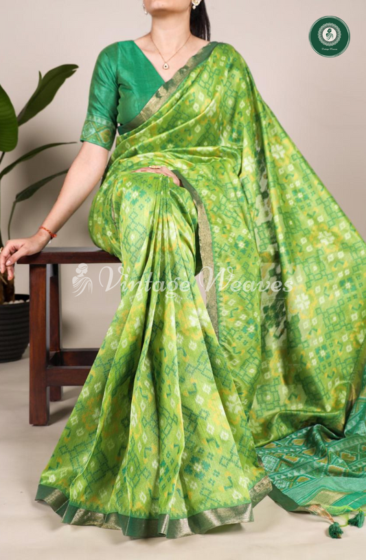 Soft Khadi Raw Silk Saree with Patola Pallu & Ikkat Weaving - Green