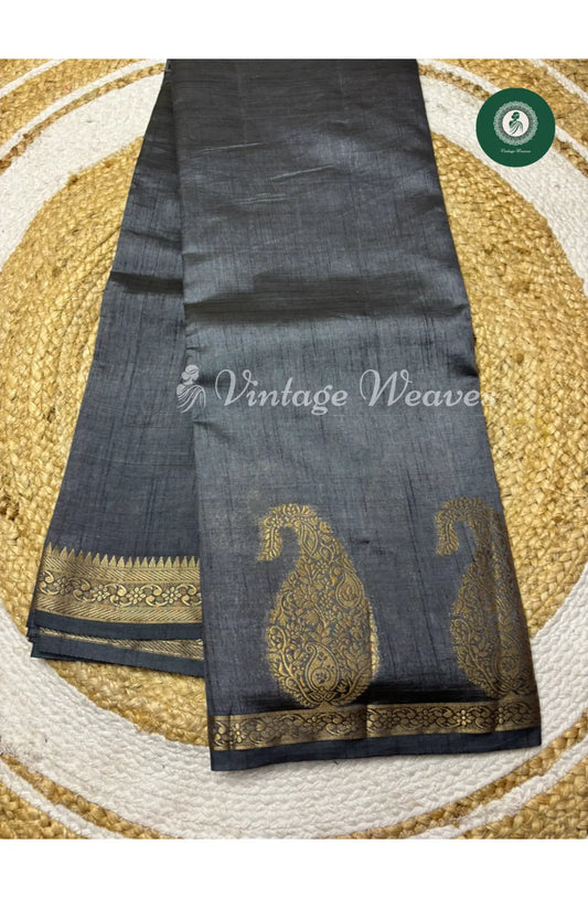 Tusser Silk Saree With Mango Border-Grey